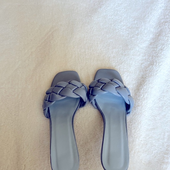 Women sandal - Picture 3 of 4